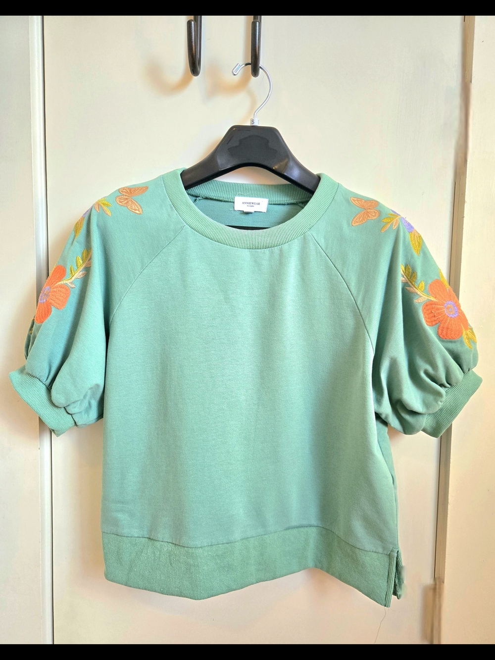 Women's Mint Green Puff-Sleeve Sweatshirt with Orange Floral Embroidery